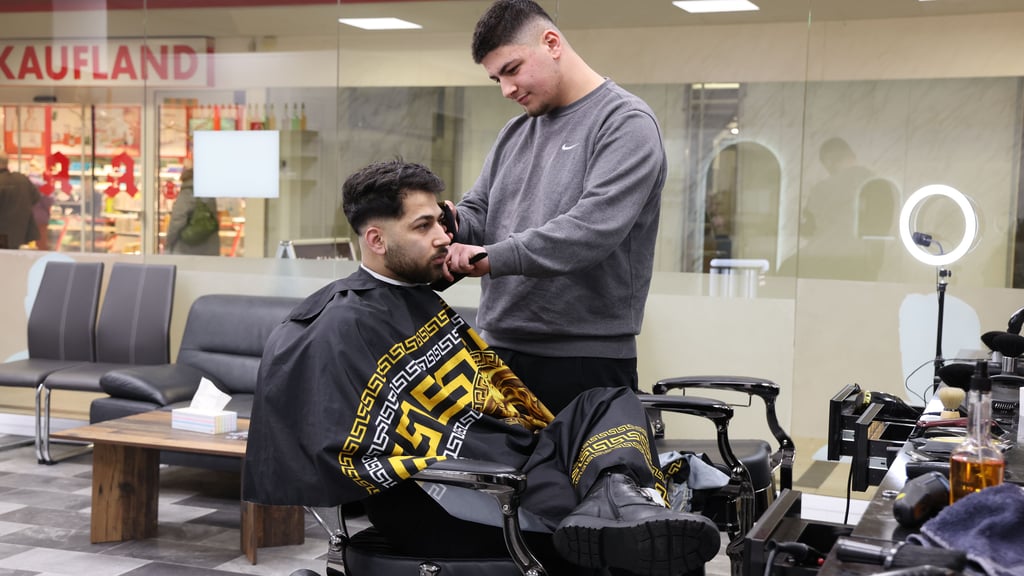 Der letzte Schnitt? Seit Donnerstag sind die Läden im Südstadt Center zu.