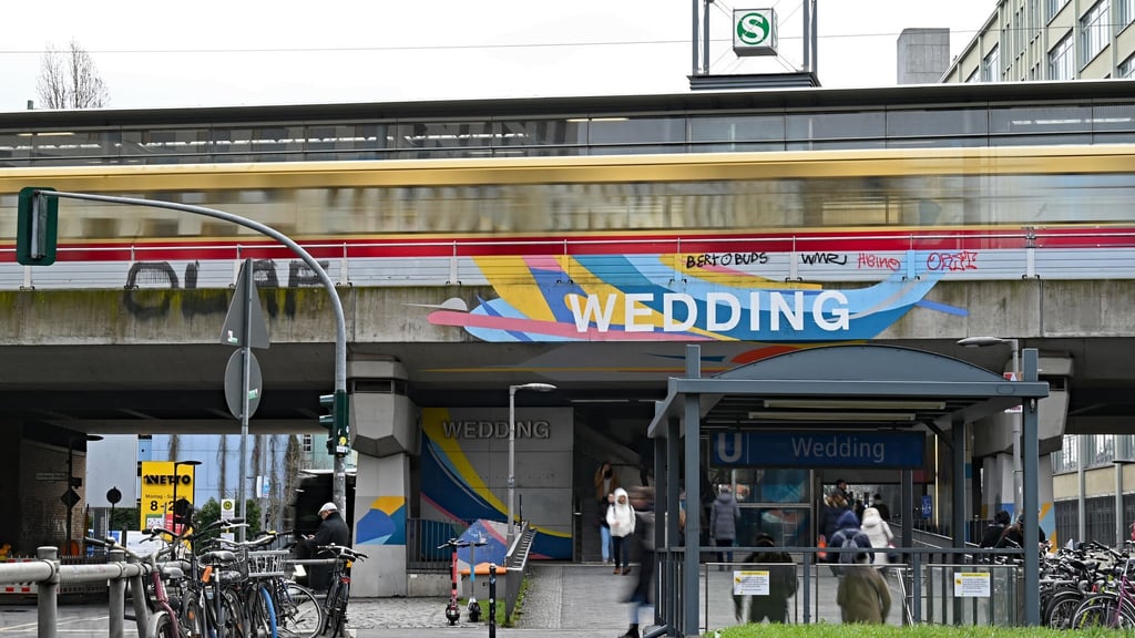 Ab Montag soll die Ringbahn wieder am S-Bahnhof Wedding halten. (Archivbild)