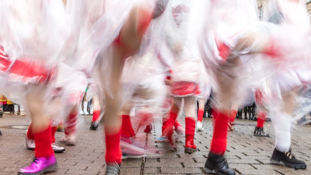In Cottbus startet am Sonntag der Karnevalsumzug. (Archivbild)