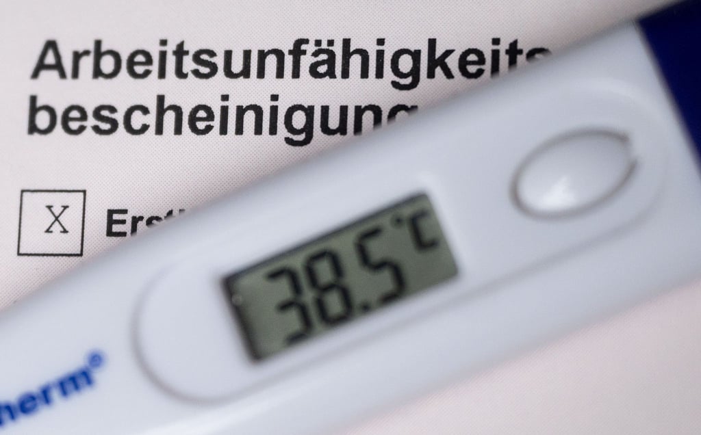 Zu den Hauptgründen für Krankschreibungen gehören Atemwegerkrankungen. (Symbolbild)