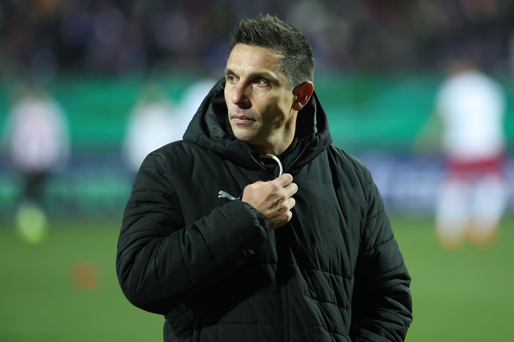 Kiels Trainer Marcel Rapp lobt seinen Kollegen aus Hannover.