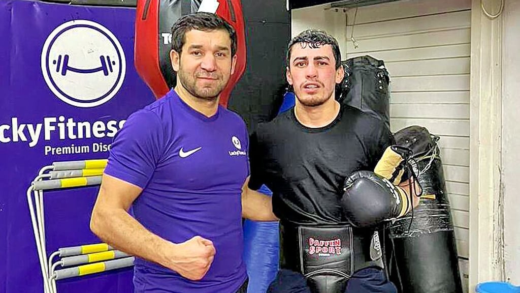 Azad Azizov (l.) mit seinem Schützling Kenan Huseynaliyev.