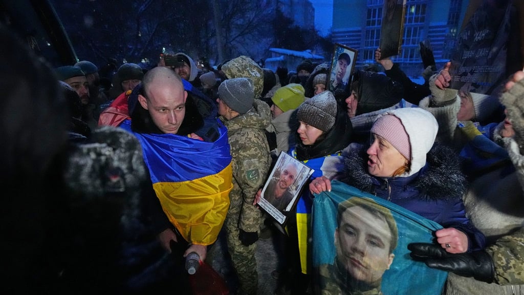 Während der Gespräche in Abu Dhabi tauschten Moskau und Kiew mehr als 300 Gefangene aus.