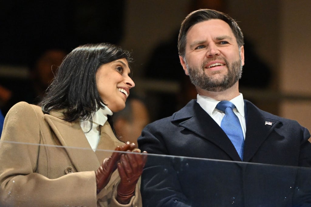 In den USA werde Vizepräsident JD Vance nicht ausgebuht, behauptet sein Chef Donald Trump.