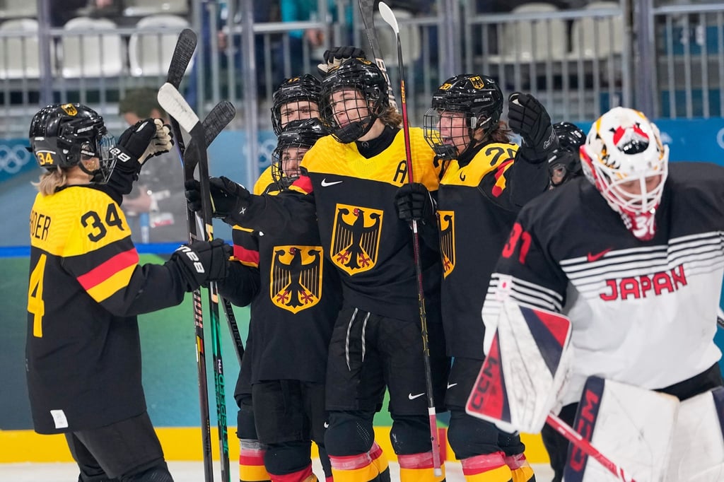 Die deutschen Eishockey-Frauen gewannen gegen Japan.