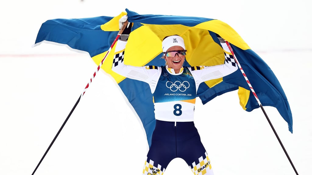Frida Karlsson jubelte über ihre erste Goldmedaille bei den Olympischen Winterspielen.