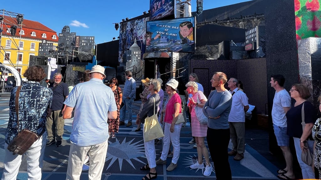 Seinen Mitgliedern bietet der Förderverein Theater Magdeburg exklusive Einblicke - hier zum DomplatzOpenAir im Jahr 2023.