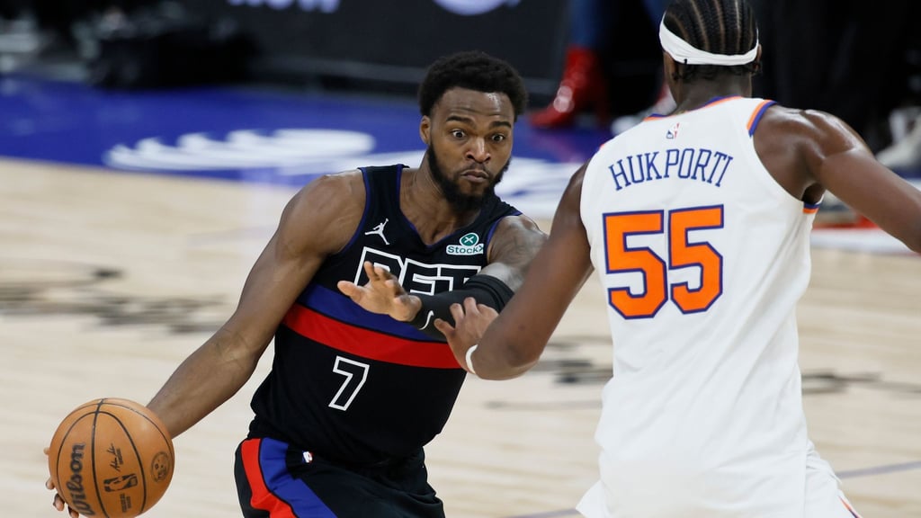 Ariel Hukporti kassierte mit den Knicks in Detroit die höchste Saisonpleite.