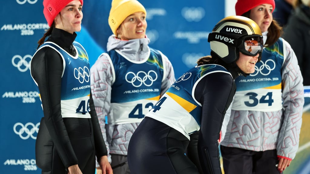 Die deutschen Skispringerinnen verpassten die erhoffte Medaille.