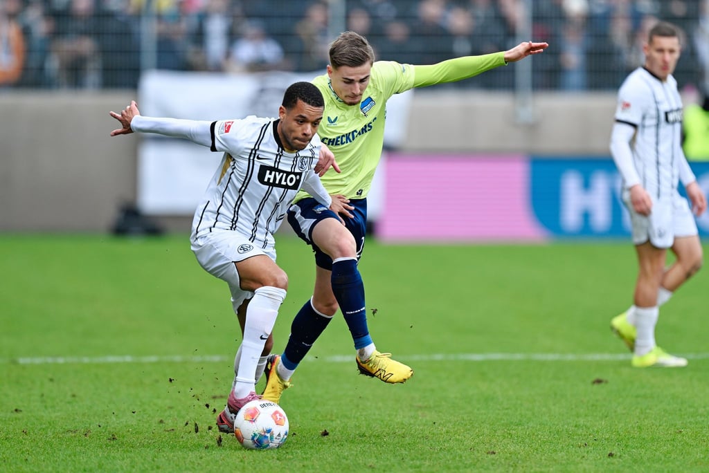 Elversberg verliert gegen Hertha.