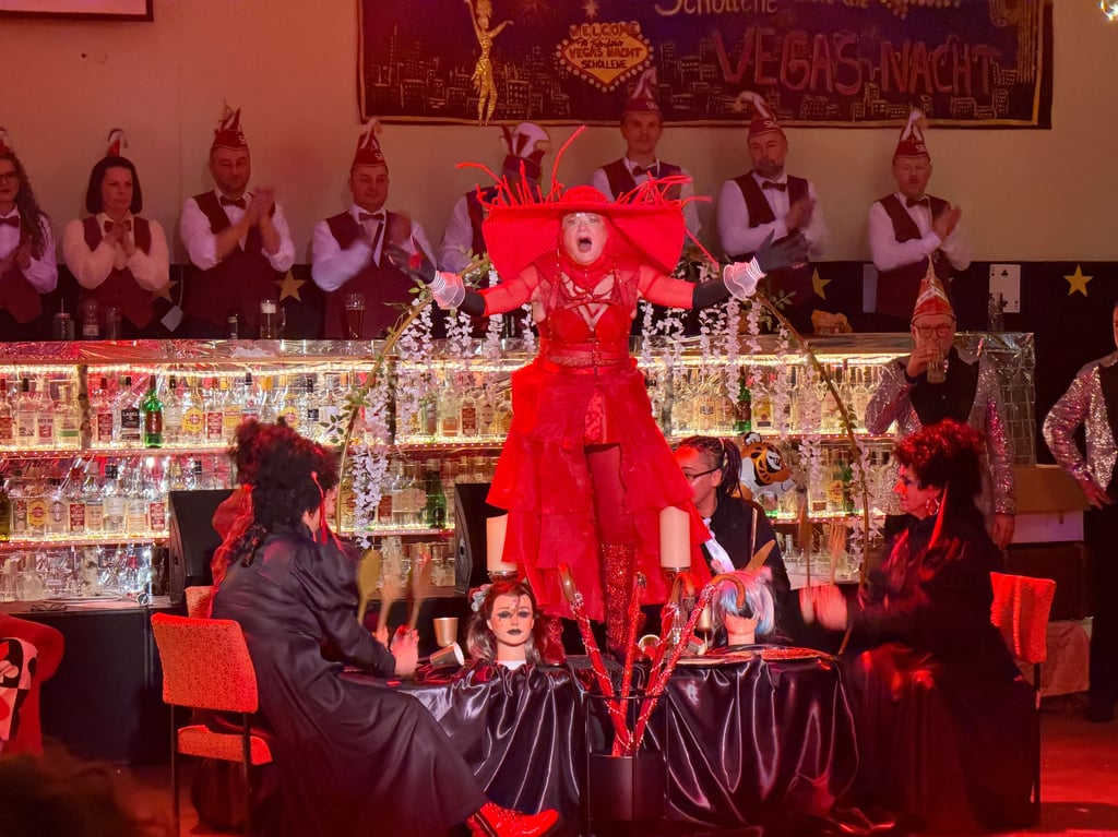 Die Gagas brachten den Saal in Schollene zum Kochen.