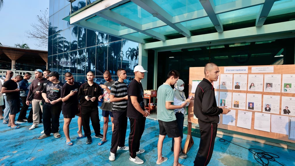 Politische Beobachter bezeichneten die Wahl als die bedeutendste in der Geschichte des Landes.
