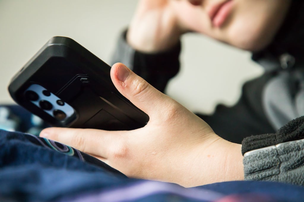 Früher Bravo, heute TikTok: Jede Generation hat sich ihre entwicklungsspezifischen Fragen von Medien beantworten lassen.