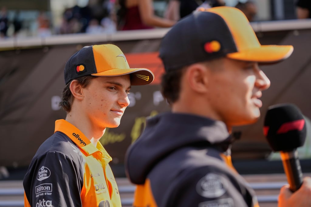 Der eine will Weltmeister werden, der andere ist es schon: Oscar Piastri (l) und Lando Norris. (Archivbild)
