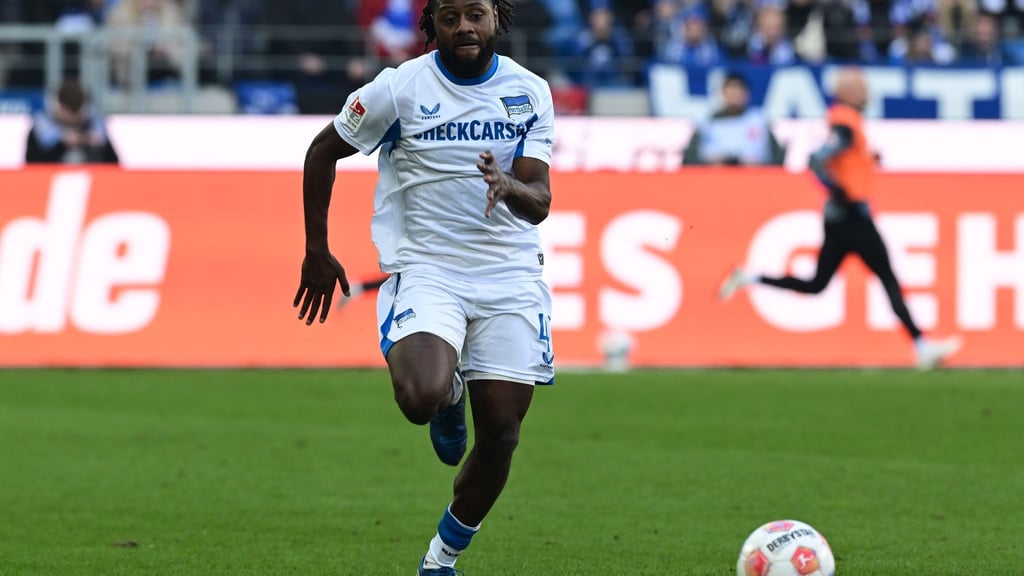 Deyovaisio Zeefuik fehlt Hertha BSC verletzungsbedingt mehrere Wochen. (Archivbild)