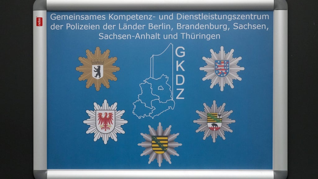Das länderübergreifende Abwehrzentrum der Polizei in Leipzig soll im kommenden Jahr in Betrieb gehen (Archivbild).