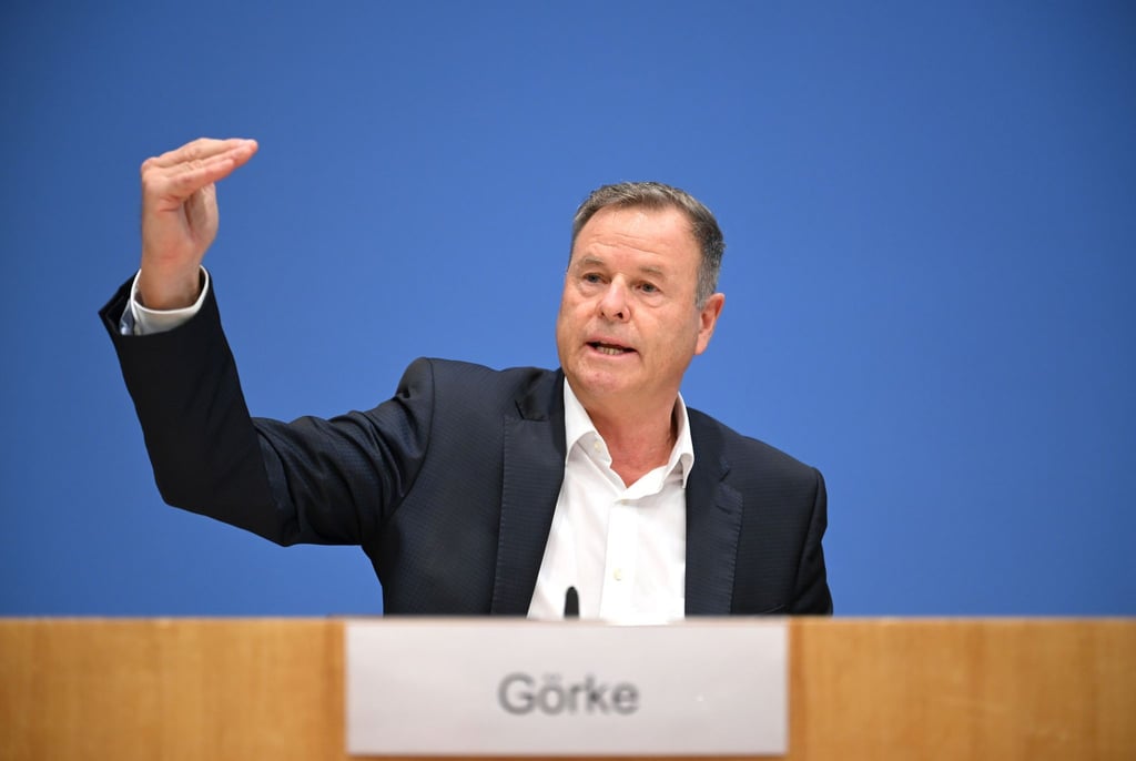 Der Brandenburger Linke-Bundestagsabgeordnete Christian Görke hält eine Wiedereinführung der Vermögensteuer für sinnvoll. (Archivbild)