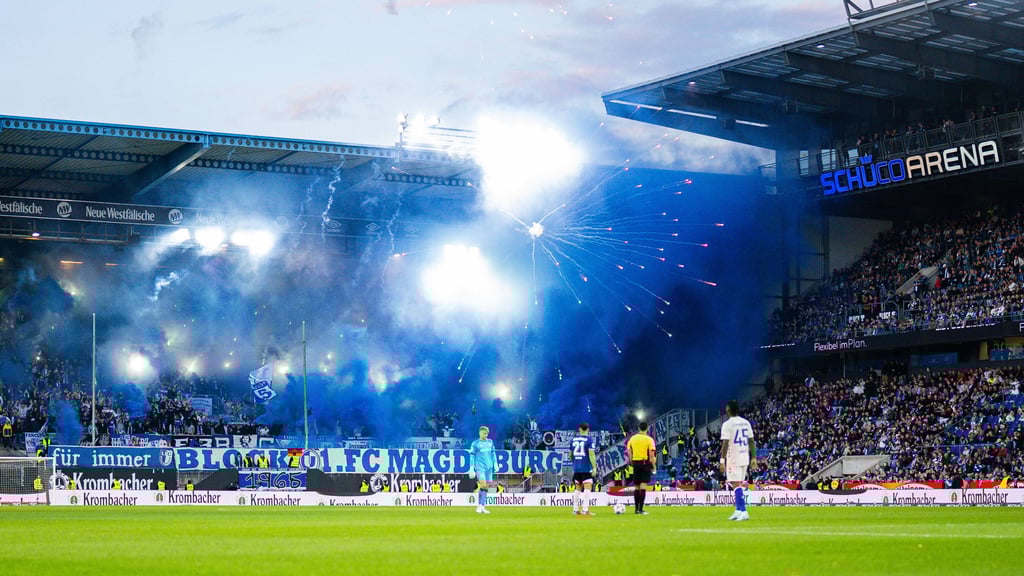 Gegen Arminia Bielfeld hatten die FCM-Fans ein Feuerwerk gezündet.