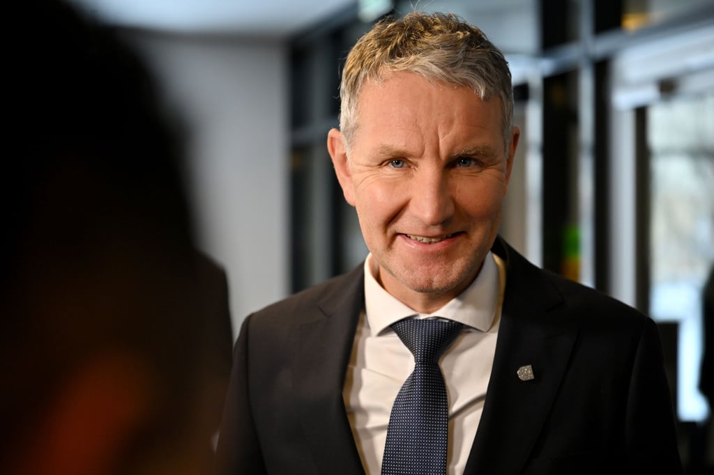 Der Thüringer AfD-Fraktionschef Björn Höcke sprach im Landtag erneut eine verbotene SA-Parole aus. (Archivbild)