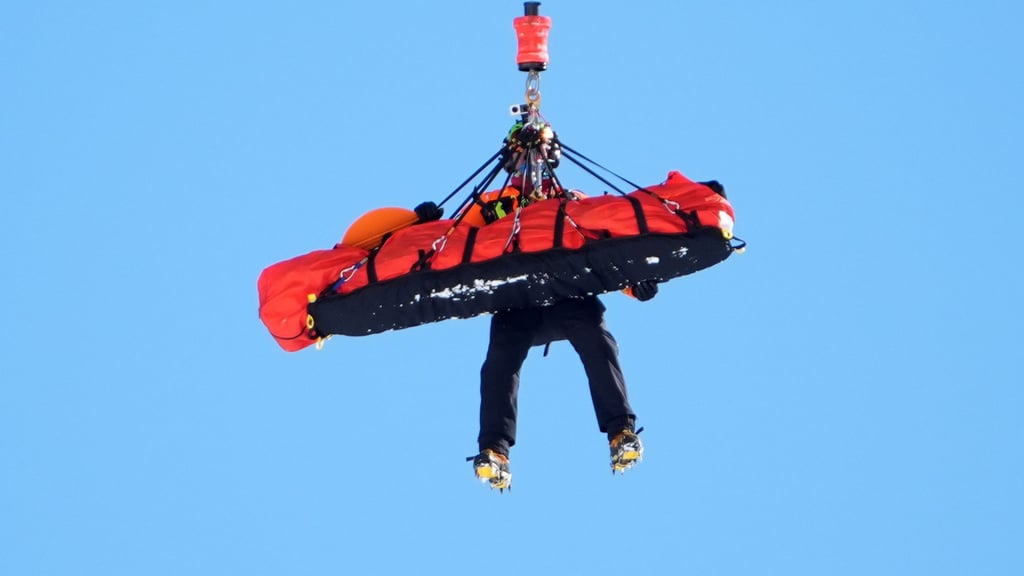 Lindsey Vonn wurde nach ihrem Sturz per Hubschrauber geborgen.