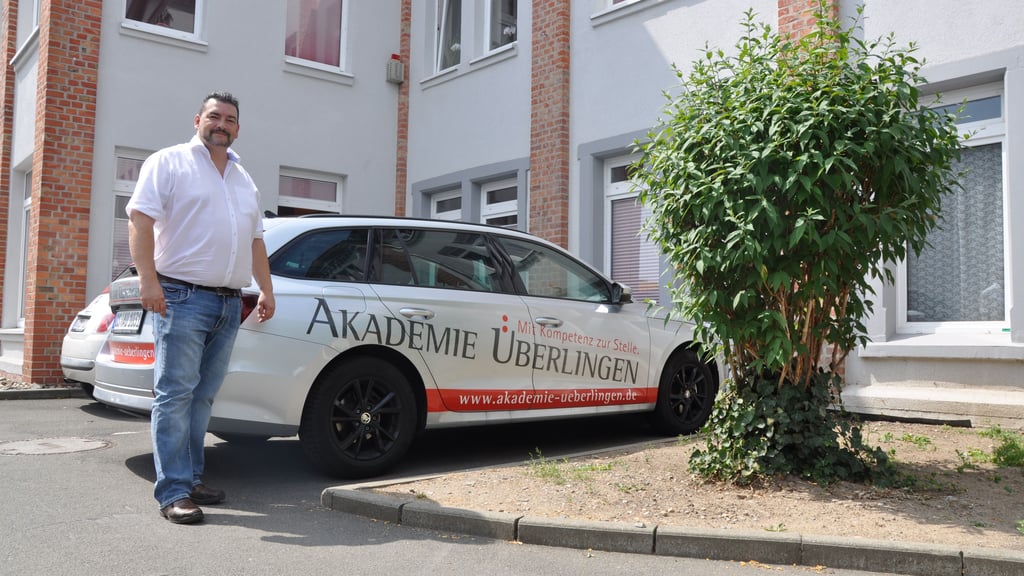 Regionalmanager Mirko Härtner ist für den neuen Standort der Akademie Überlingen in Oschersleben verantwortlich.