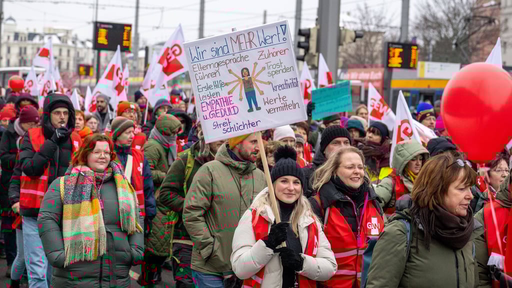 In Leipzig riefen  GEW und Verdi zum Streik auf.