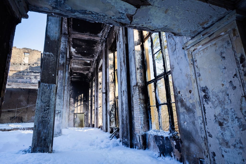 Auf dem Bogensee-Areal in Wandlitz wurde ein Gebäude durch ein Feuer zerstört. Es gehörte zu DDR-Zeiten zur ehemaligen Hochschule der Freien Deutschen Jugend (FDJ). (Archivbild)