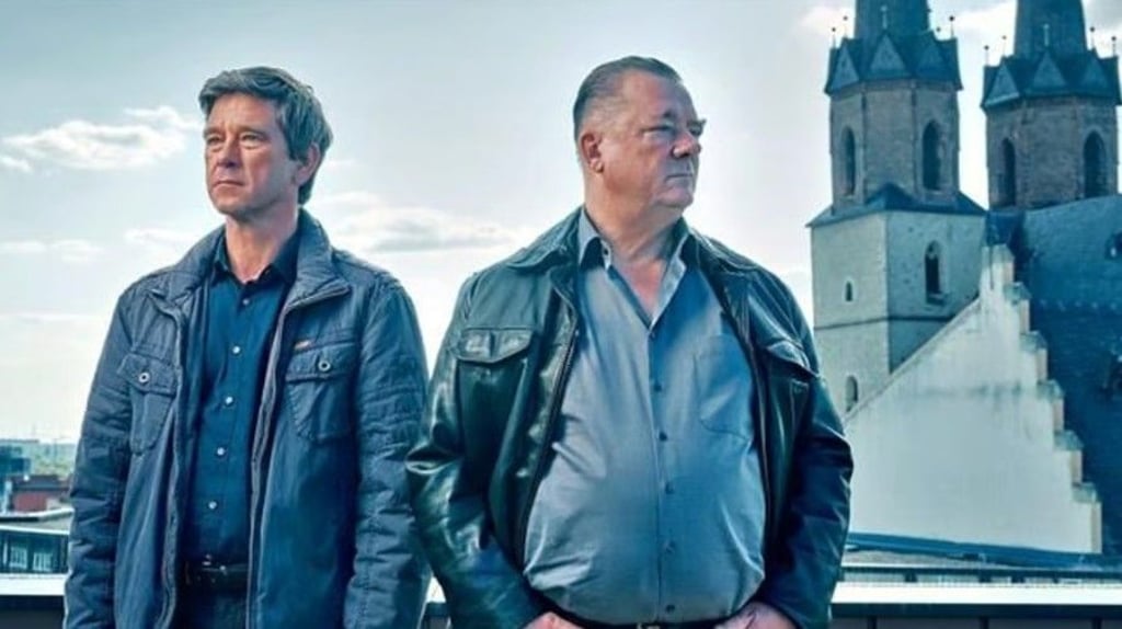 Verabschieden sich als Kommissare mit dem Polizeiruf 110 aus Halle: Peter Schneider (links) und Peter Kurth.