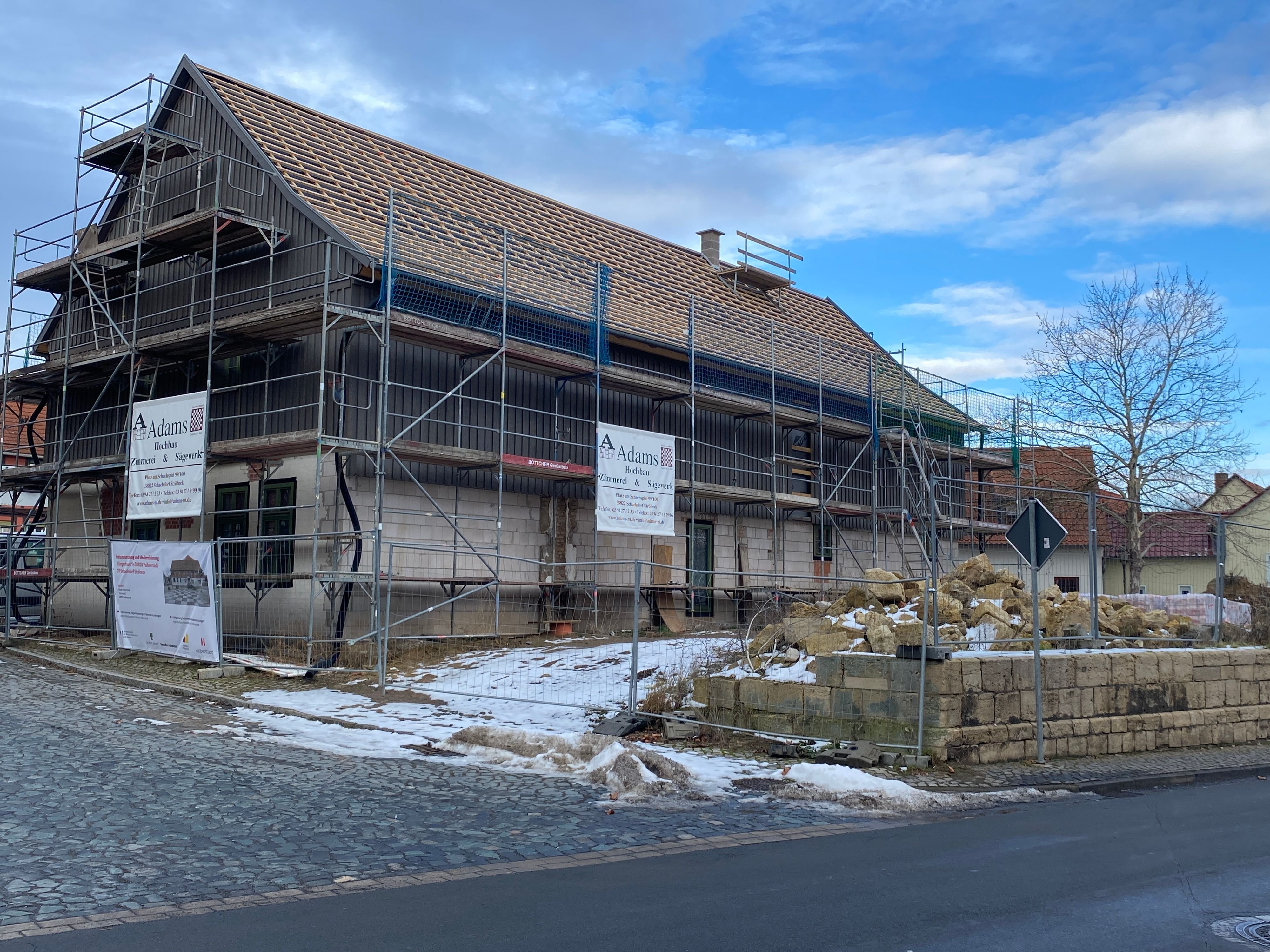 Fachwerk im Harz: Heizlüfter müssen bei der Sanierung des Ströbecker Bürgerhauses helfen