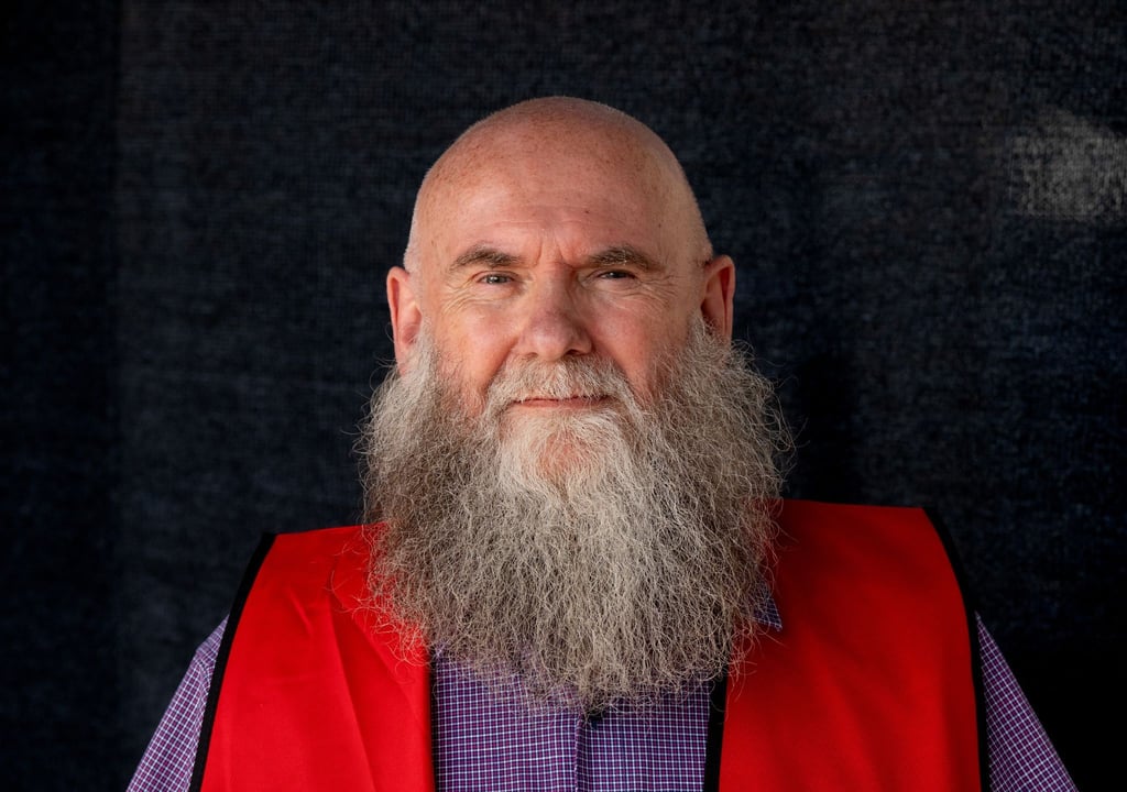 Der Landesvorsitzende der Gewerkschaft Erziehung und Wissenschaft Brandenburg (GEW), Günther Fuchs, rechnet schon bald mit Klagen von Lehrern gegen die Unterrichtsmehrstunde pro Woche (Archivbild).