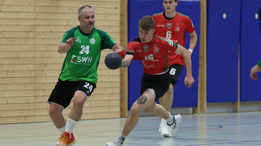 Louis Brand (am Ball) erzielte in Spergau drei Tore. 