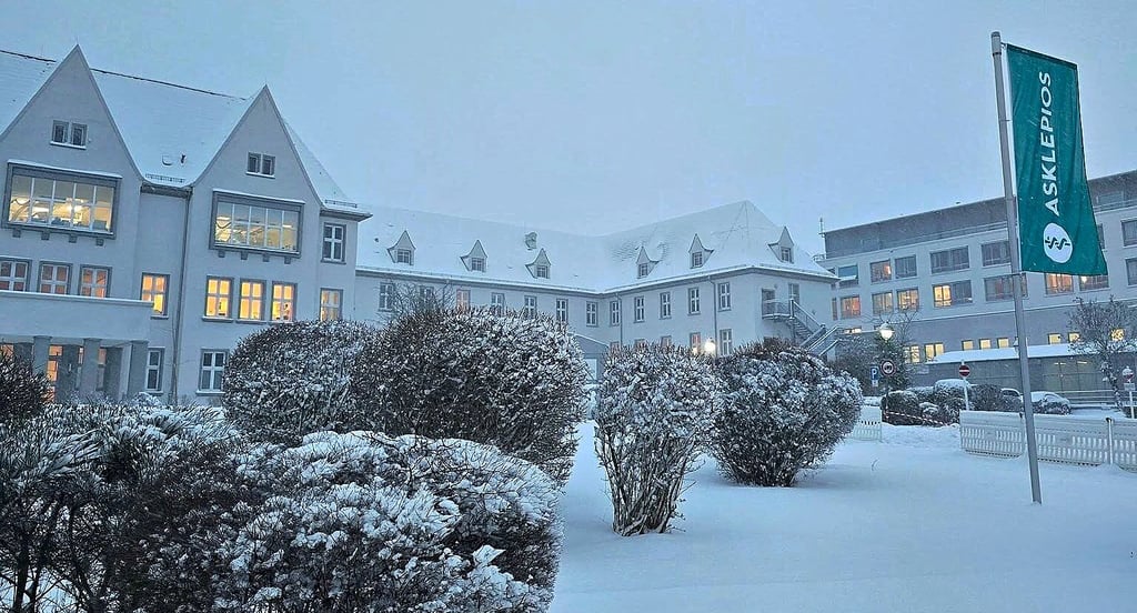 Besonders bei Schnee und Glätte wie in den vergangenen Wochen kommt es zu einem hohen Patientenaufkommen in der Notaufnahme des Asklepios-Klinikums in Weißenfels. 