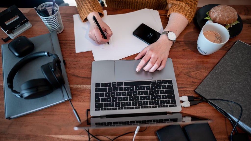 Das manuelle Abhören von unzähligen Audiodateien von den Sitzungen der Ausschüsse könnte im Zerbster Rathaus bald ein Ende haben.