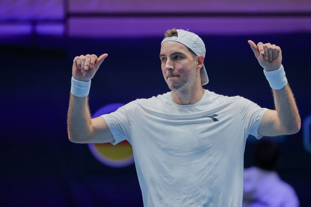 Jan-Lennard Struff steht beim Tennis-Turnier in Rotterdam im Achtelfinale.