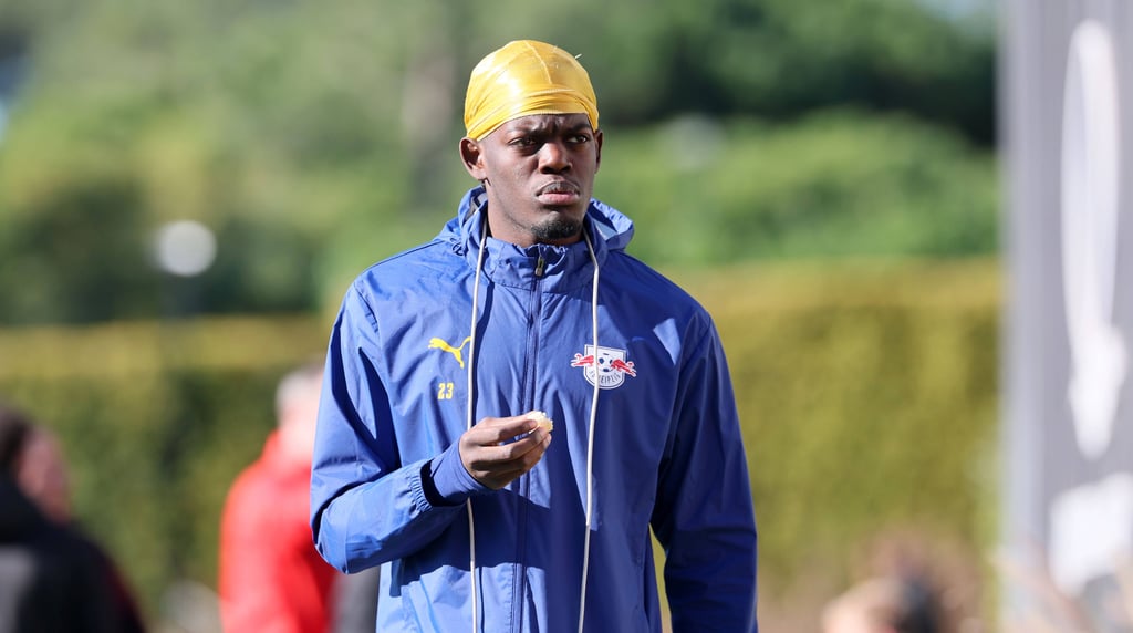 Castello Lukeba könnte in München wieder im Kader stehen.