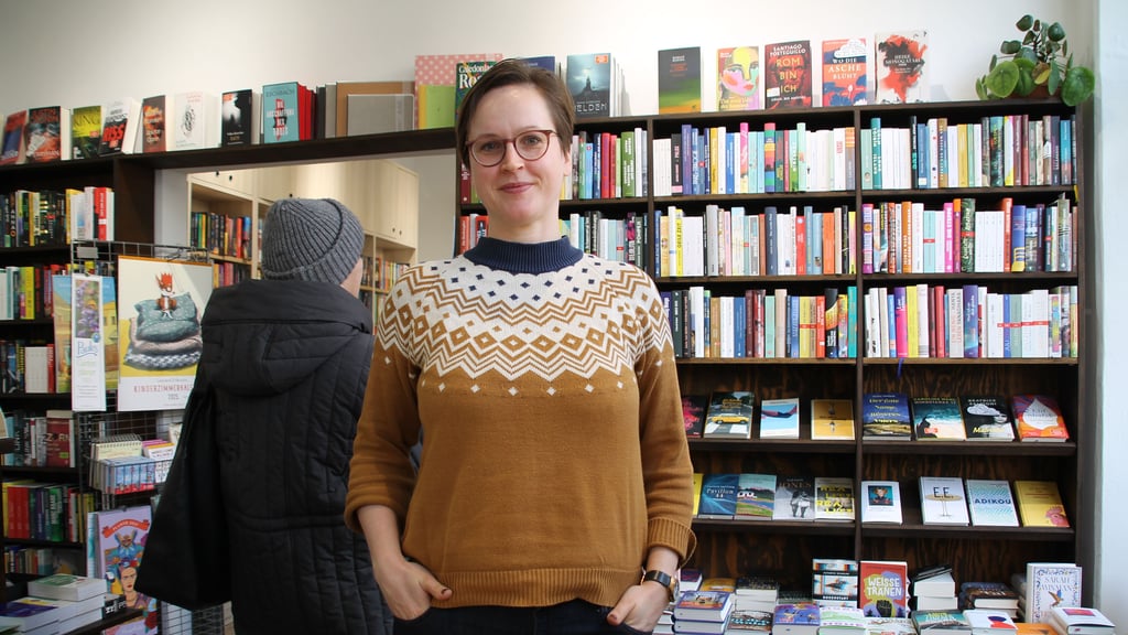 Inhaberin Theresa Donner freut sich über die erneute Auszeichnung mit dem Deutschen Buchhandlungspreis. 