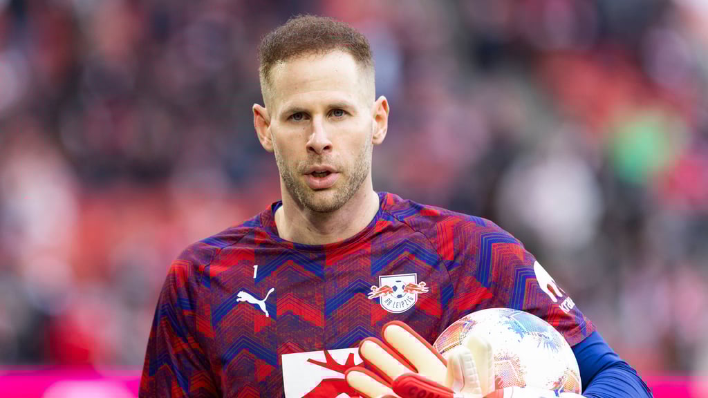 Peter Gulacsi bleibt RB Leipzig erhalten.