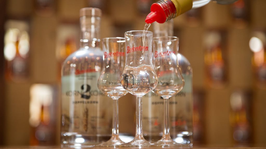 Die sinkende Nachfrage nach Alkohol macht dem Spirituosen-Hersteller Berentzen zu schaffen. (Archivbild)