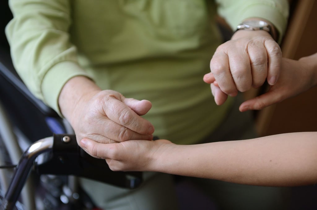Vorsicht vor unseriösen Anbietern: Betrüger geben sich als Pflegedienstleister aus und versuchen, den Entlastungsbetrag unrechtmäßig abzuschöpfen.