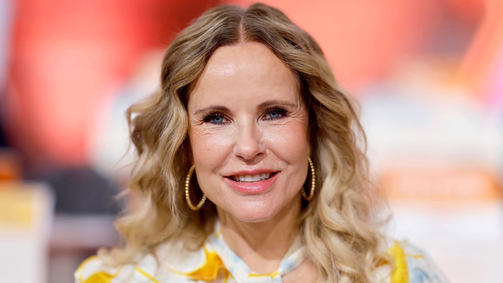 "Punkt 12"-Moderatorin Katja Burkard hat sich zum Stellenabbau bei RTL im Podcast der ehemaligen "Kölner Treff"-Moderatorin Bettina Böttinger geäußert.