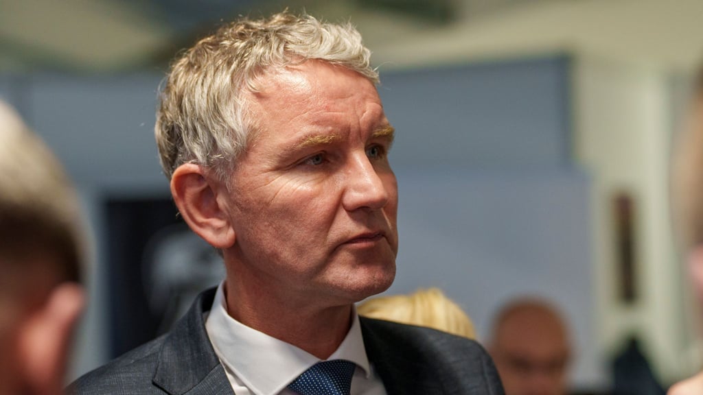 Die Stadt Lindenberg plant ein Redeverbot für AfD-Politiker Höcke. (Archivbild)