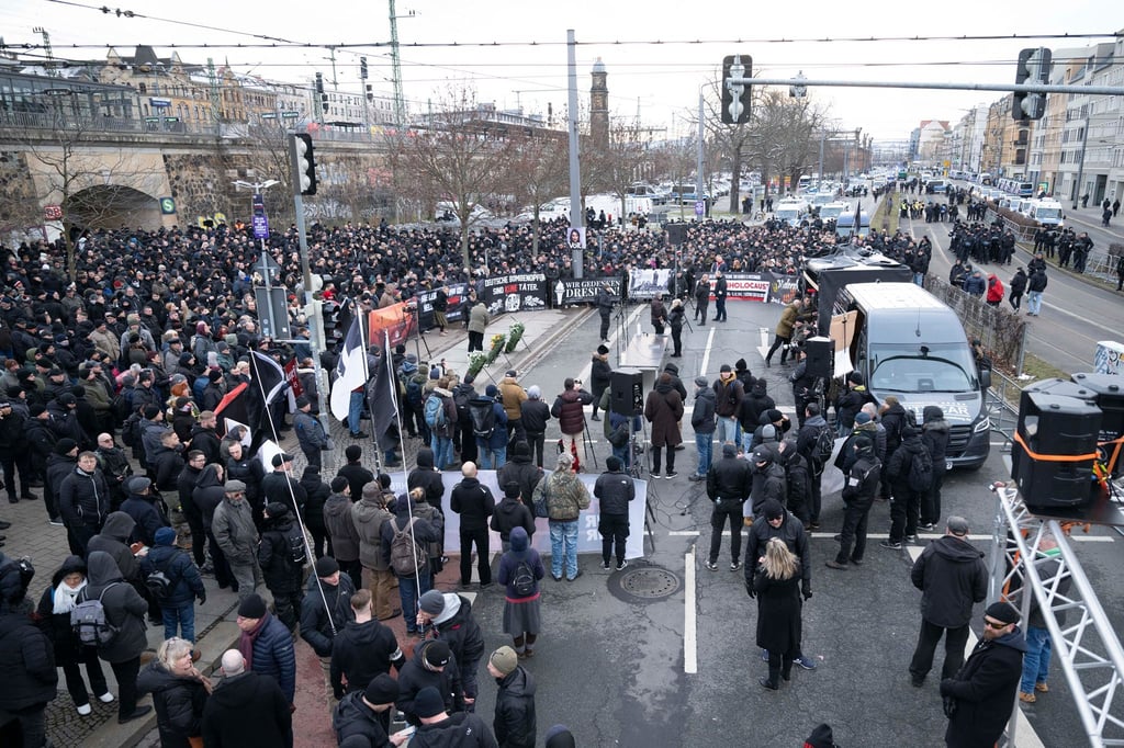 Auch in diesem Jahr planen Neonazis einen „Gedenkmarsch“ im Zentrum Dresdens anlässlich des Jahrestags der Zerstörung Dresdens am 2. Februar 1945. (Archivbild)