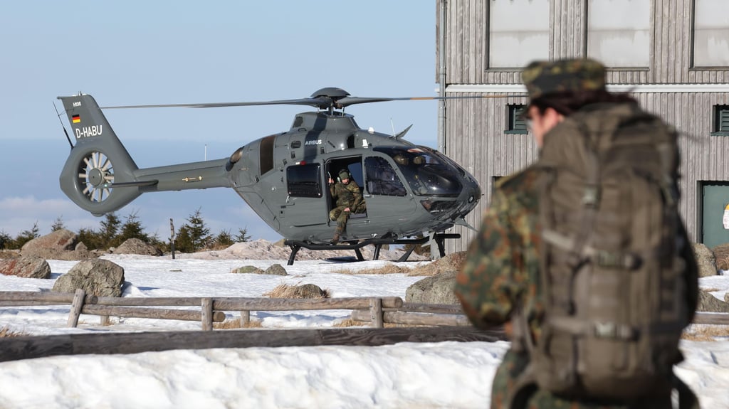 Für das geplante „Camp Brocken“ erkundeten Bundeswehr-Vertreter bereits am 22. Januar 2026 den Gipfel.