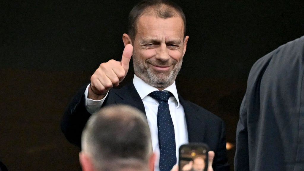 UEFA-Chef Ceferin kann einen sportpolitischen Erfolg verbuchen. (Archivbild)