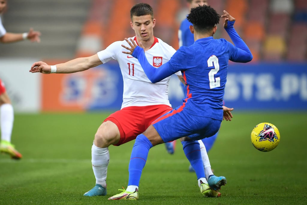 Mateusz Zukowski beim Nationalmannschafts-Test der polnischen U20 gegen England im März 2022.