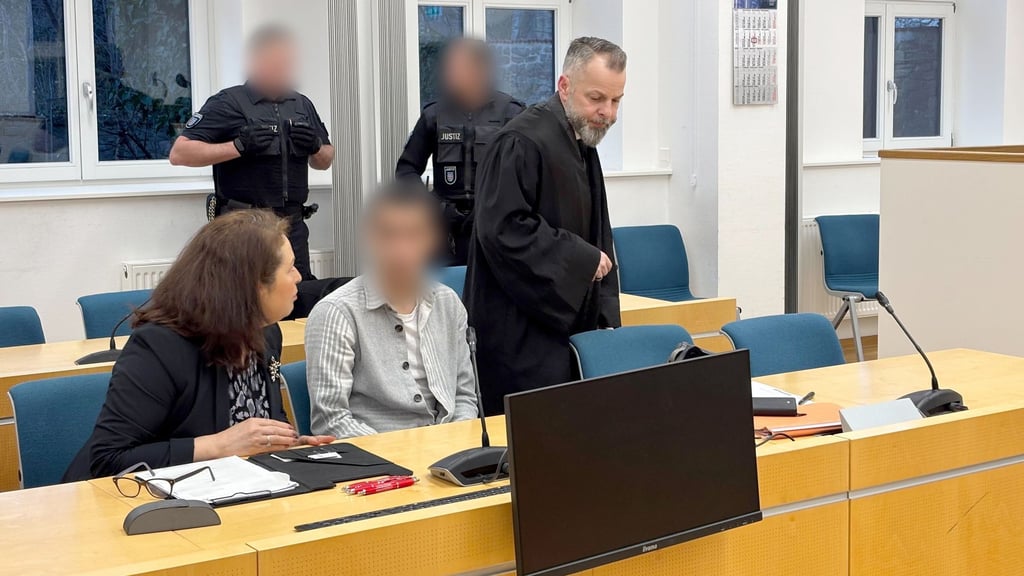 Nach einer lebensgefährlichen Messerattacke auf einen Archivmitarbeiter in Apolda mit einem Messer soll ein psychisch kranker Mann in einem psychiatrischen Krankenhaus untergebracht werden. (Archivbild)