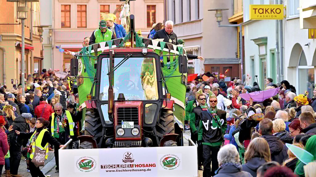 Auch das Narrenschiff des ACC-Union ist beim Umzug wieder mit am Start. 