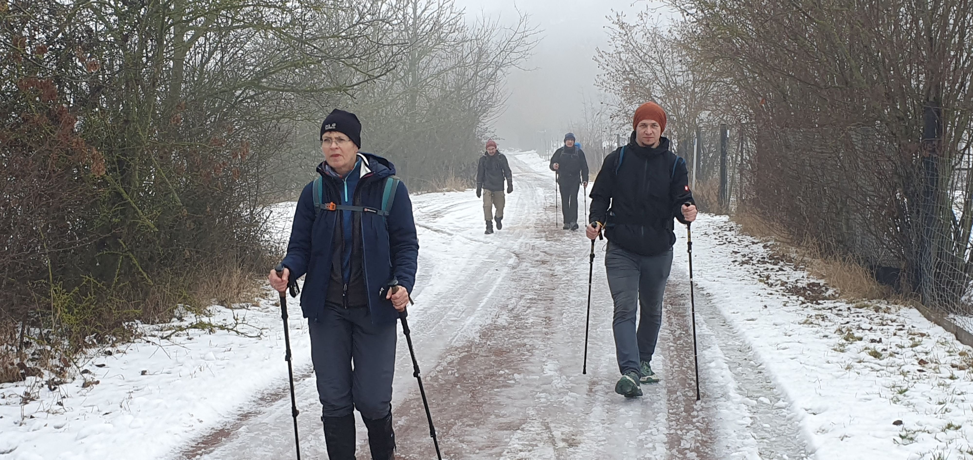 Extremtour im Tauwetter: Schneematsch, Kälte, 100 Kilometer: Der 55. Südharz-Hunderter fordert Wanderer wie selten zuvor
