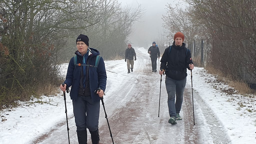 Wegen dieser und anderer Wegeverhältnisse geht der 55. Südharz-Hunderter als „Schneematsch-Hunderter“ in die Geschichte der Veranstaltung ein.  