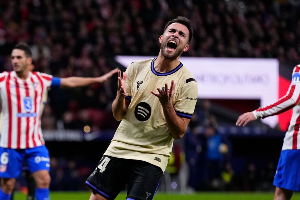 Barcelonas Eric Garcia hadert mit der Leistung seiner Mannschaft.